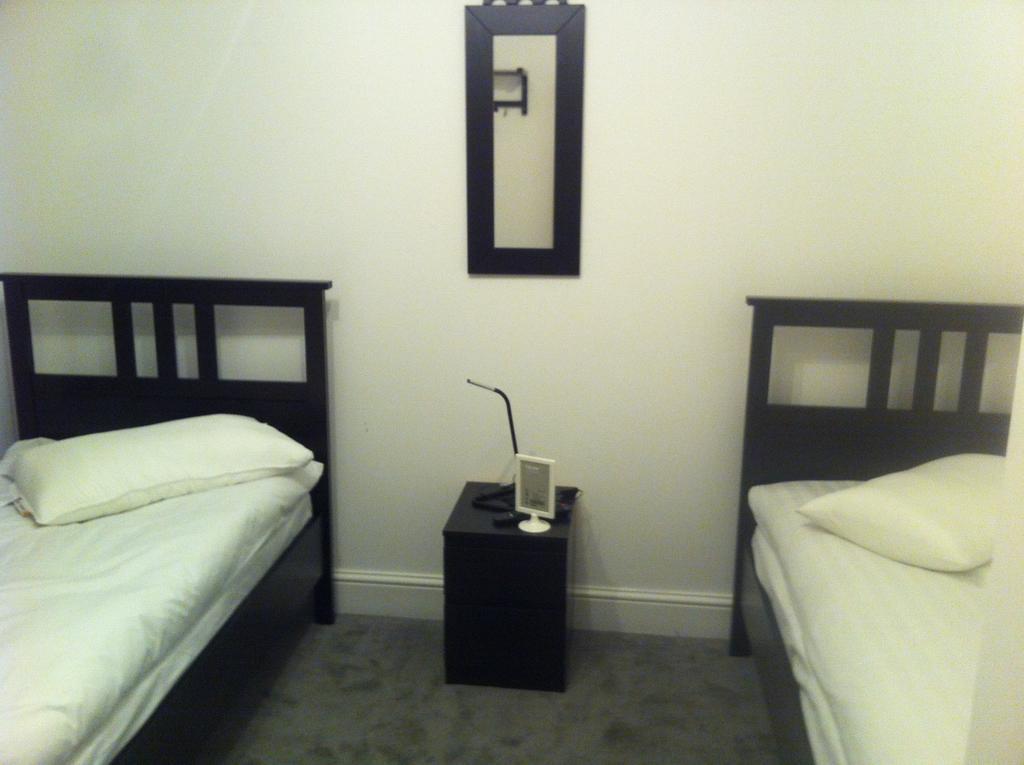 Duke Of Fife Hotel Barking  Room photo